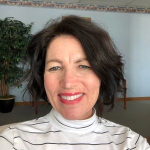 Meet your Posher, Caryn